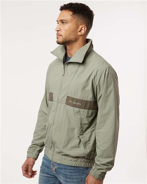 Men's Spire Valley™ Windbreaker - Image 11